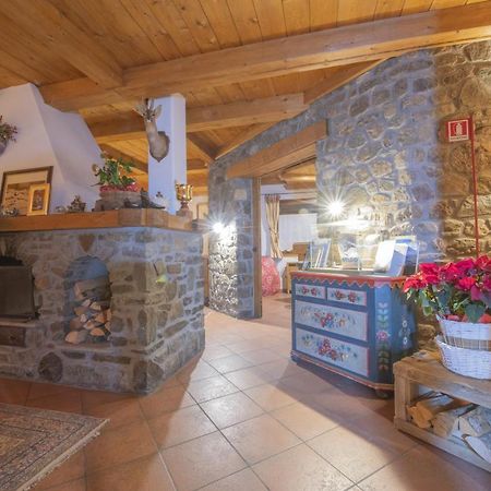 Hotel Rascard Valtournenche Exterior photo